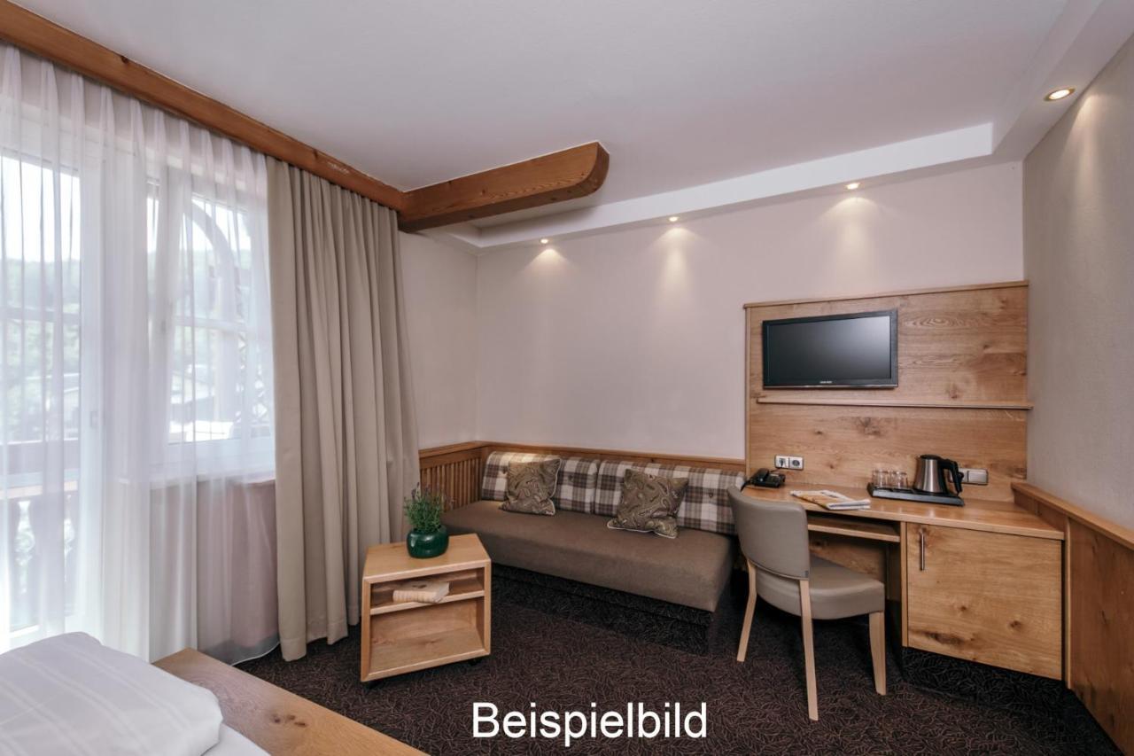 Hotel Goldener Ochs Bad Ischl Exterior photo